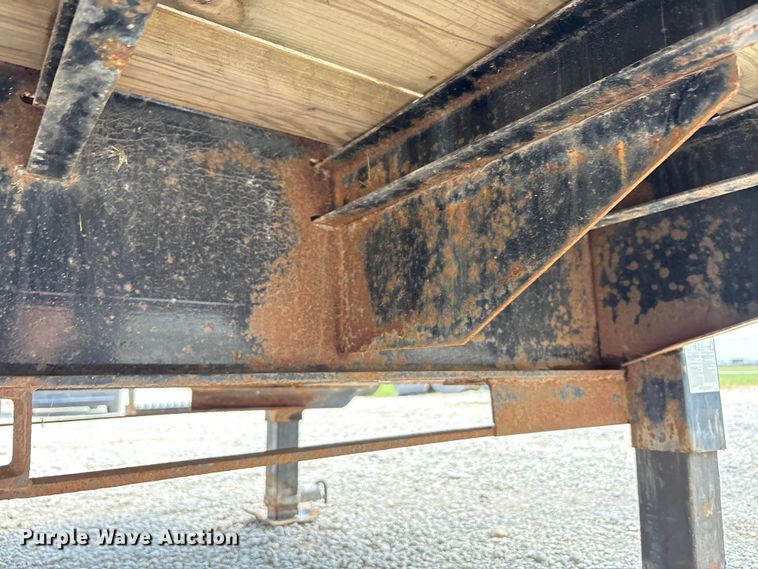 image for item EC4393 2020 PJ LD302 equipment trailer