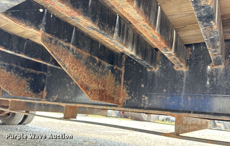 image for item EC4393 2020 PJ LD302 equipment trailer