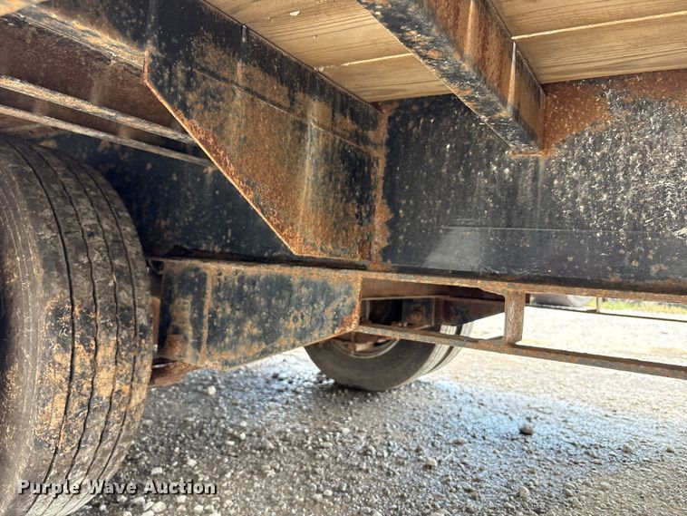 image for item EC4393 2020 PJ LD302 equipment trailer