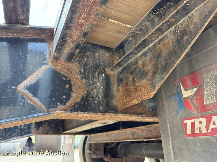 image for item EC4393 2020 PJ LD302 equipment trailer