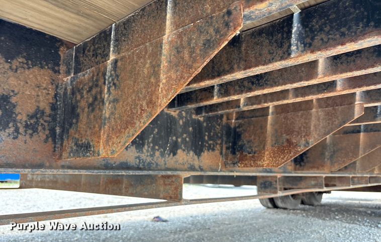 image for item EC4393 2020 PJ LD302 equipment trailer