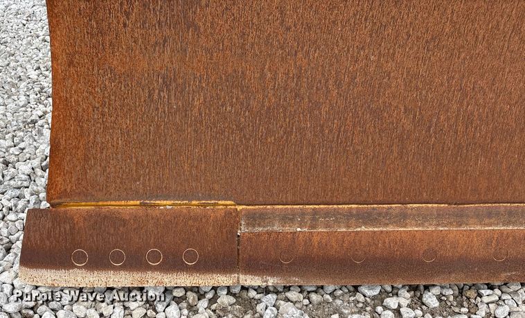 image for item EC4402 2021 Caterpillar D4 dozer