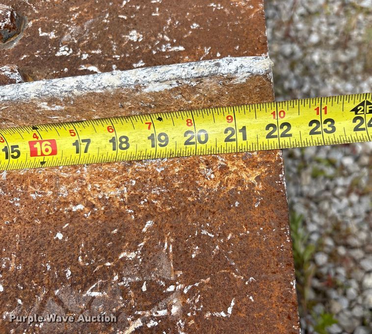 image for item EC4402 2021 Caterpillar D4 dozer