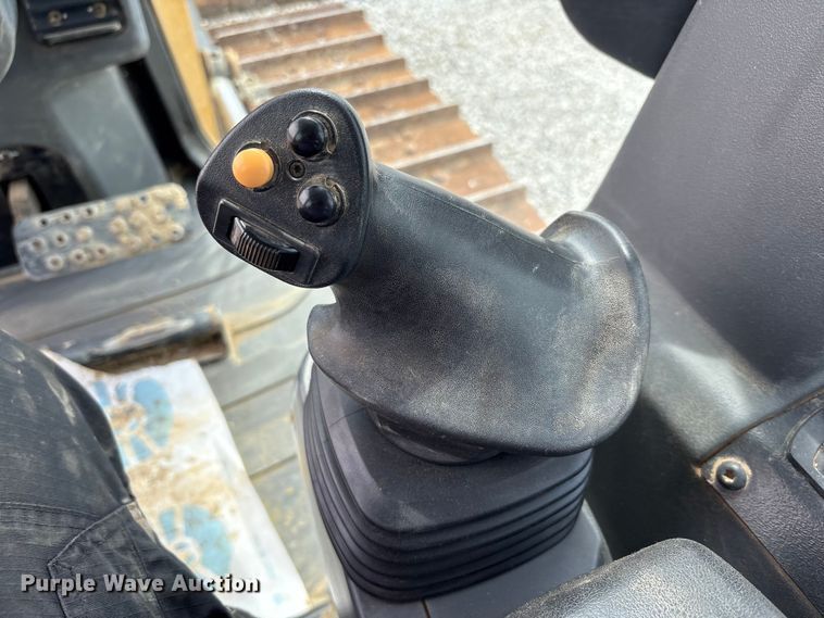 image for item EC4402 2021 Caterpillar D4 dozer