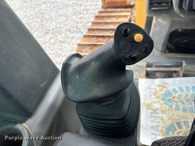 image for item EC4402 2021 Caterpillar D4 dozer