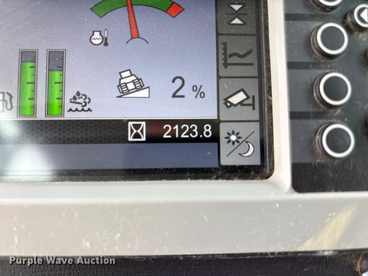 image for item EC4402 2021 Caterpillar D4 dozer