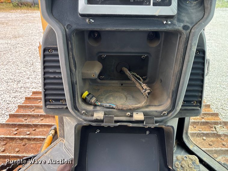 image for item EC4402 2021 Caterpillar D4 dozer