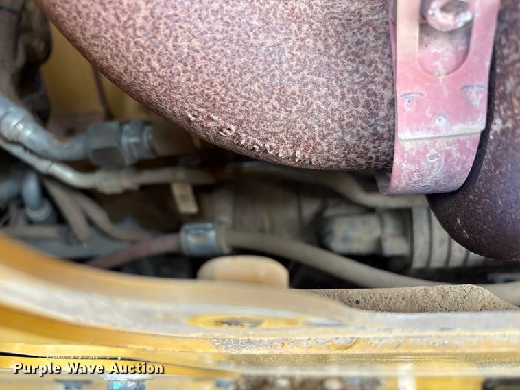 image for item EC4402 2021 Caterpillar D4 dozer