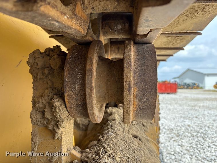 image for item EC4402 2021 Caterpillar D4 dozer