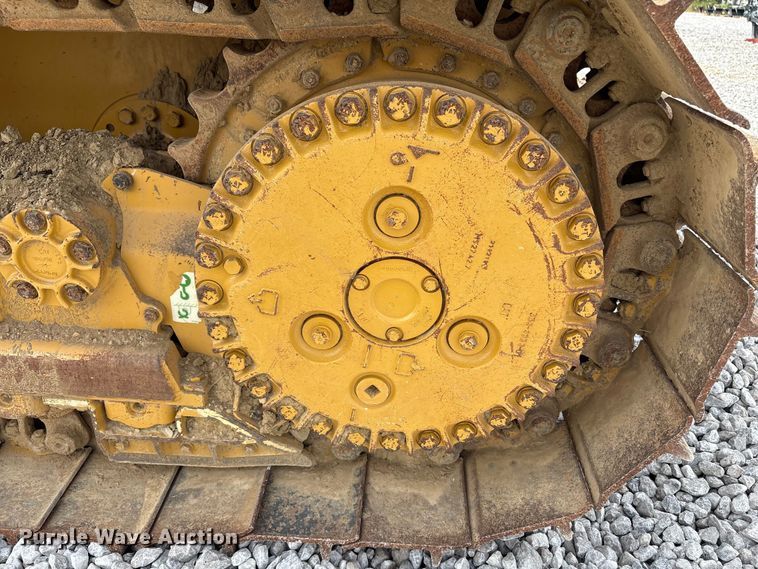 image for item EC4402 2021 Caterpillar D4 dozer