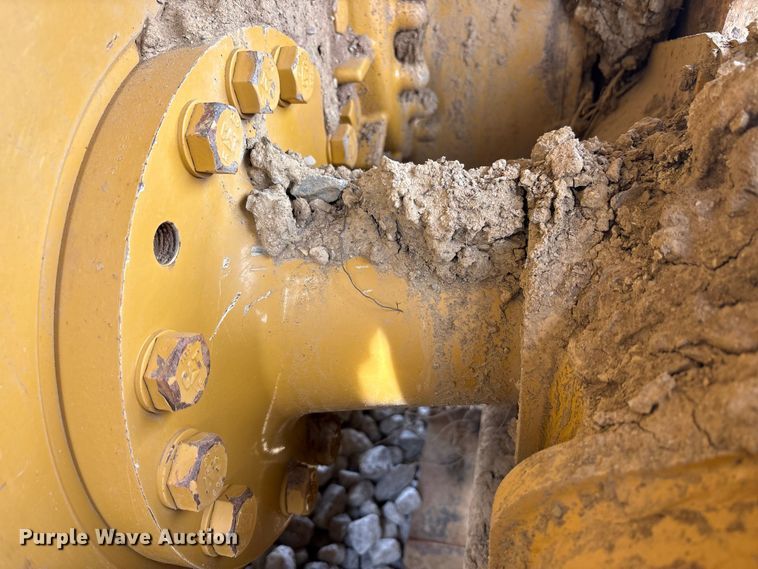 image for item EC4402 2021 Caterpillar D4 dozer