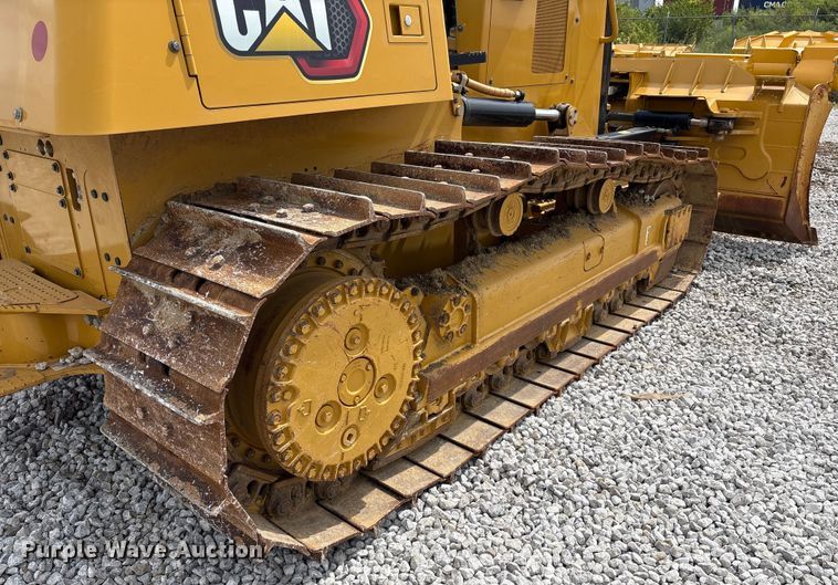 image for item EC4402 2021 Caterpillar D4 dozer