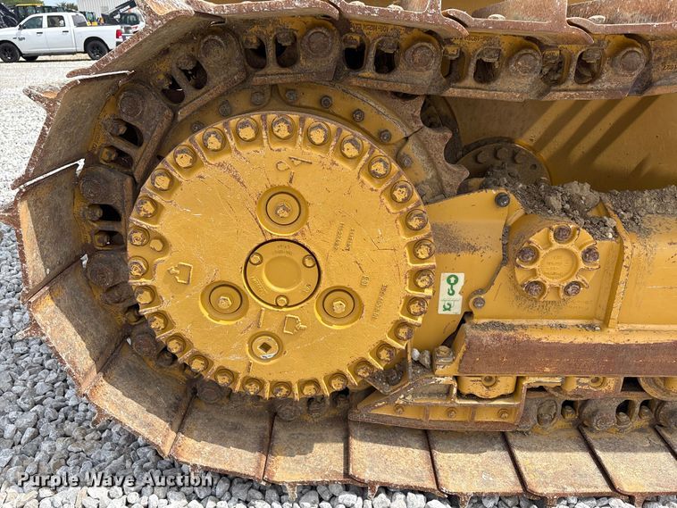 image for item EC4402 2021 Caterpillar D4 dozer