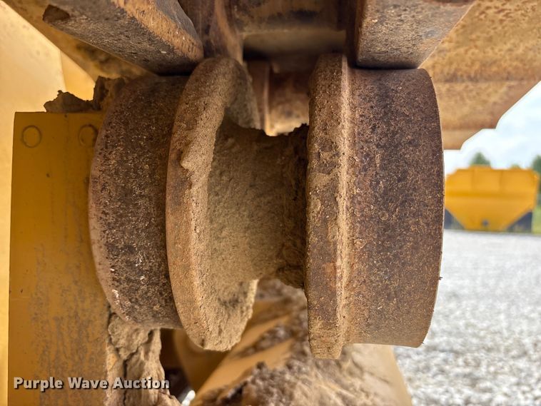 image for item EC4402 2021 Caterpillar D4 dozer