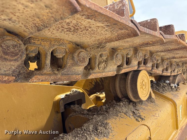 image for item EC4402 2021 Caterpillar D4 dozer