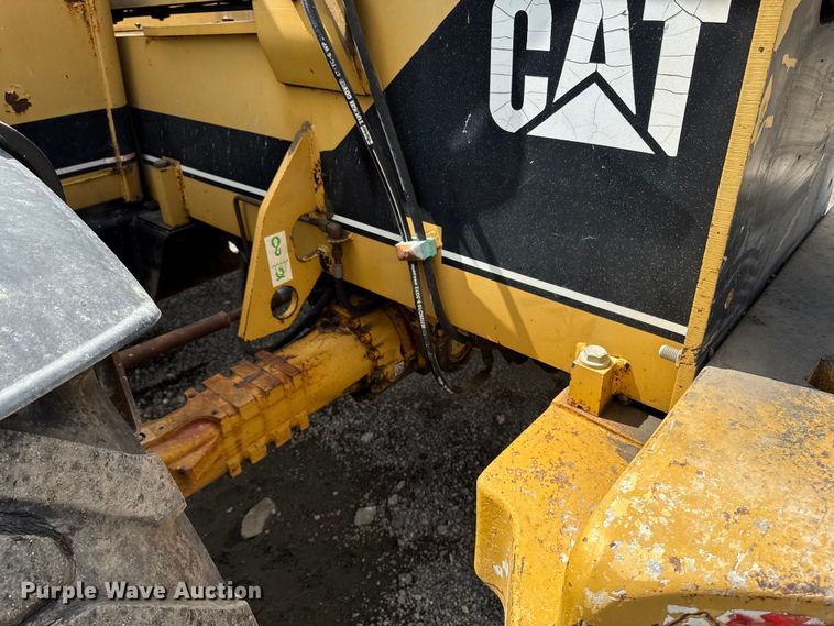 image for item ED1479 1997 Caterpillar TH63 telehandler