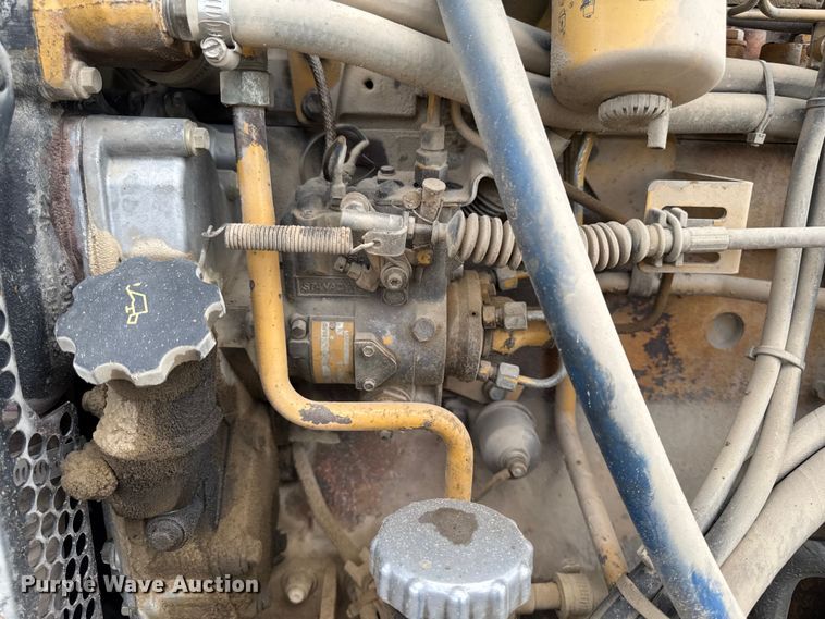 image for item ED1479 1997 Caterpillar TH63 telehandler