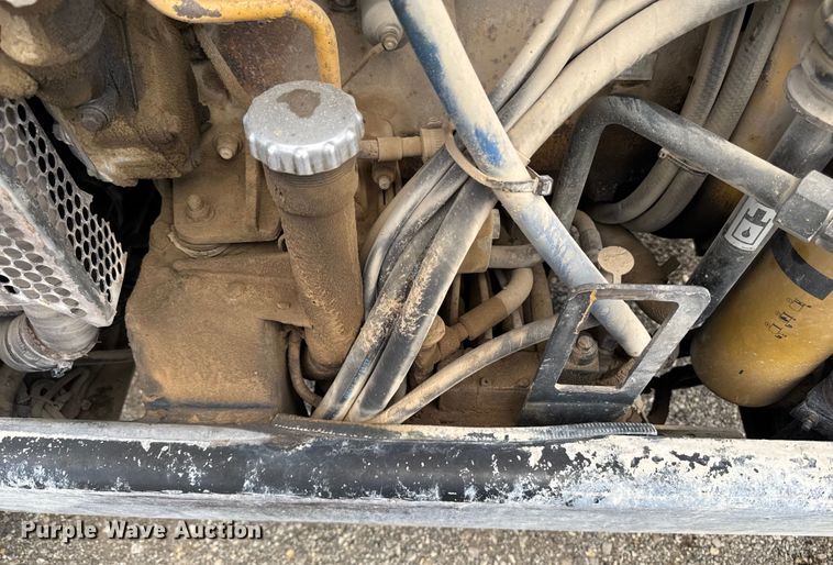 image for item ED1479 1997 Caterpillar TH63 telehandler