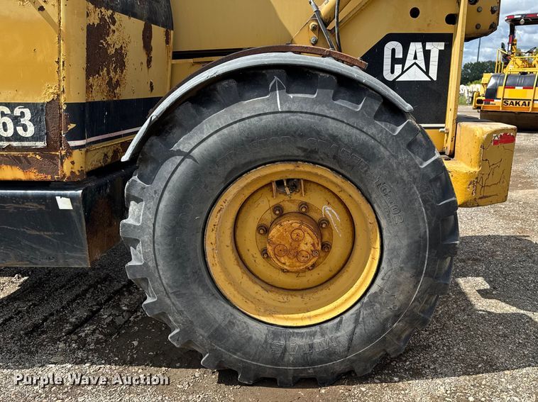 image for item ED1479 1997 Caterpillar TH63 telehandler