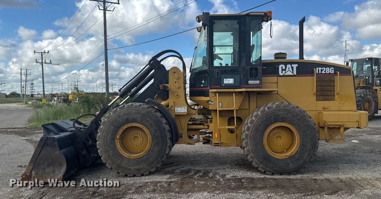 image for item ED1480 2002 Caterpillar IT28G wheel loader