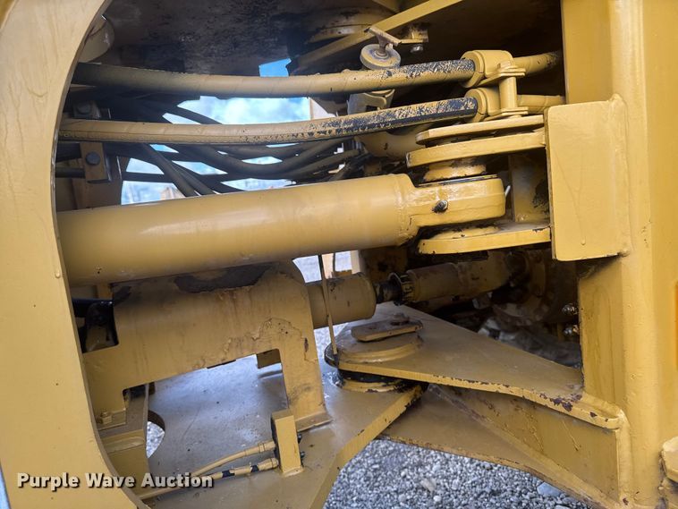 image for item ED1480 2002 Caterpillar IT28G wheel loader