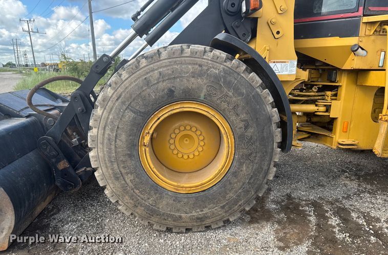 image for item ED1480 2002 Caterpillar IT28G wheel loader