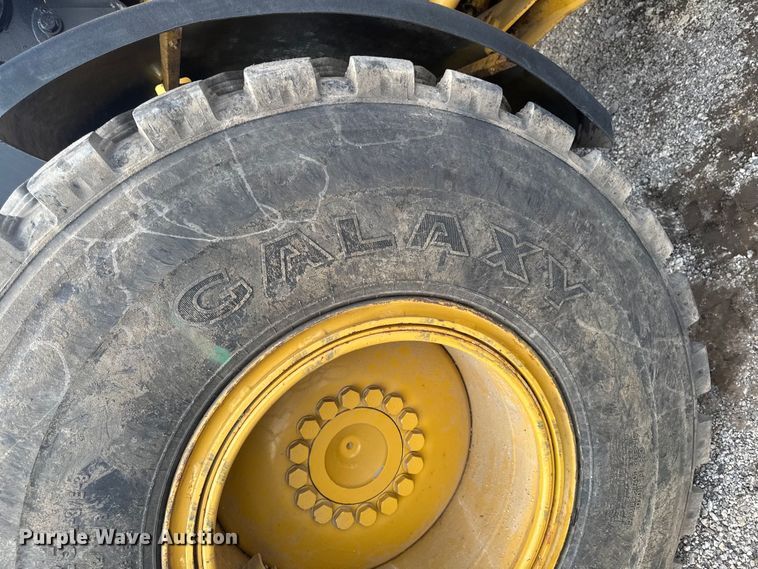 image for item ED1480 2002 Caterpillar IT28G wheel loader
