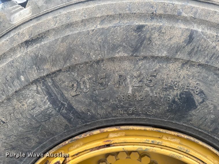 image for item ED1480 2002 Caterpillar IT28G wheel loader