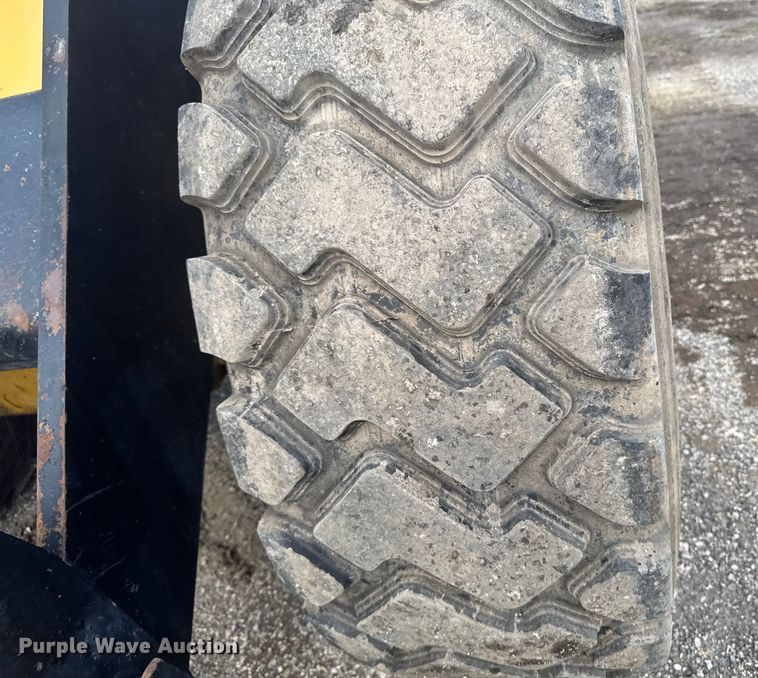 image for item ED1480 2002 Caterpillar IT28G wheel loader