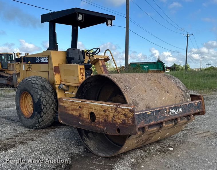 COMPACTADOR 1997 CATERPILLAR CS563C
