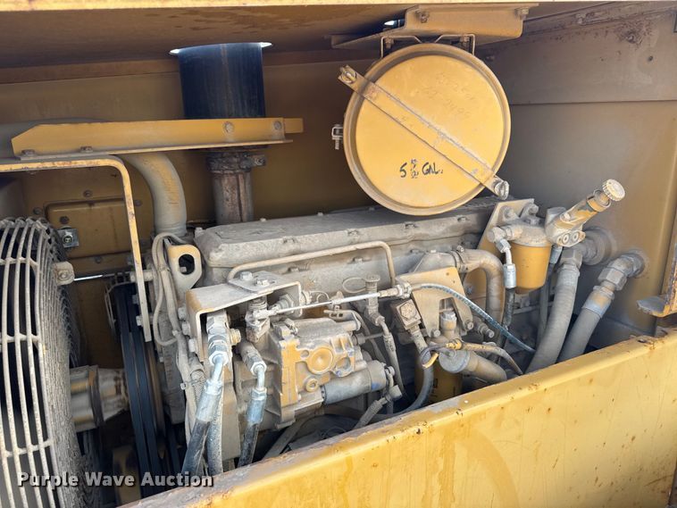 image for item ED1481 1997 Caterpillar CS-563C single drum vibratory roller