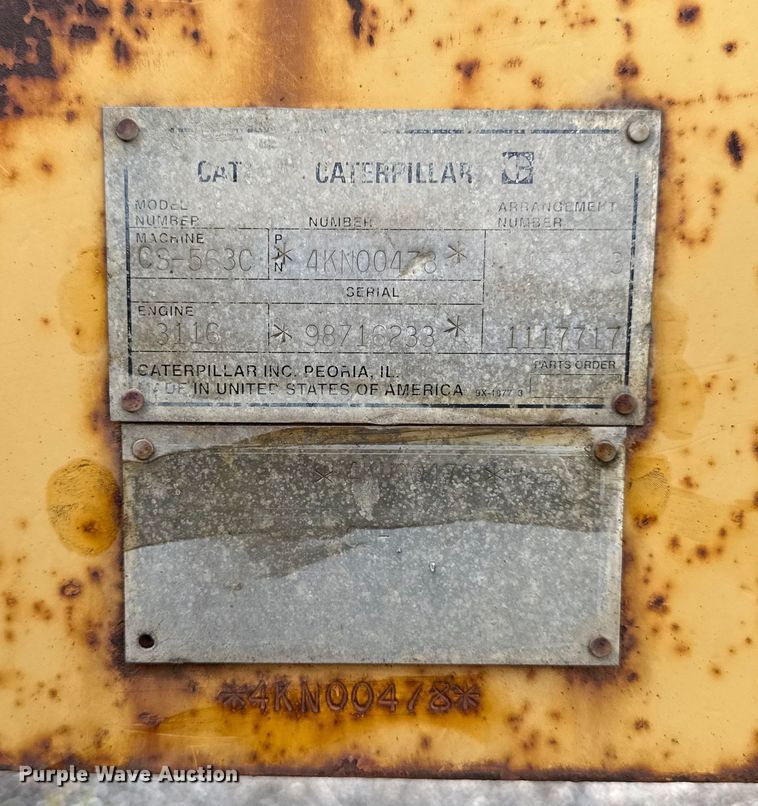 image for item ED1481 1997 Caterpillar CS-563C single drum vibratory roller