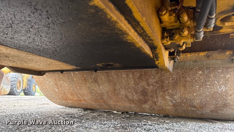 image for item ED1482 2017 Sakai SW850ND-II double drum vibratory roller