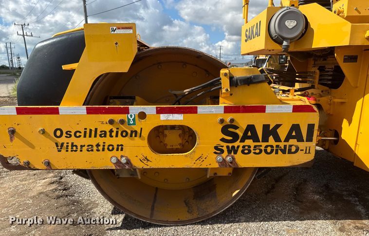 image for item ED1482 2017 Sakai SW850ND-II double drum vibratory roller