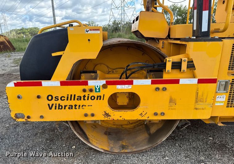 image for item ED1482 2017 Sakai SW850ND-II double drum vibratory roller