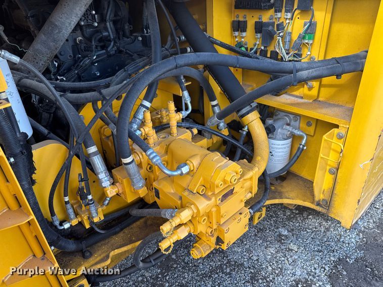 image for item ED1482 2017 Sakai SW850ND-II double drum vibratory roller