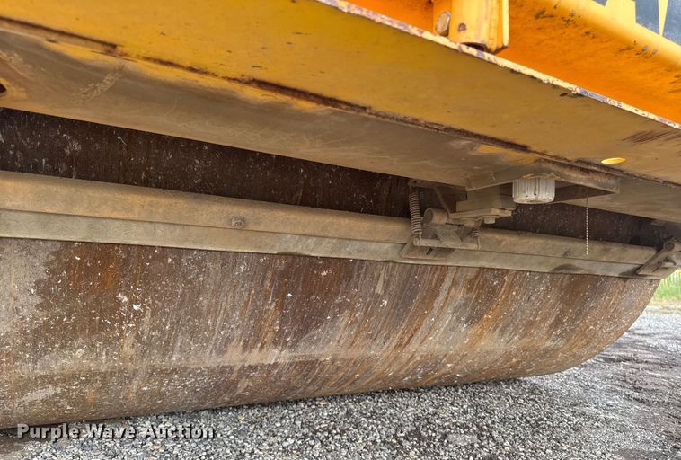 image for item ED1482 2017 Sakai SW850ND-II double drum vibratory roller