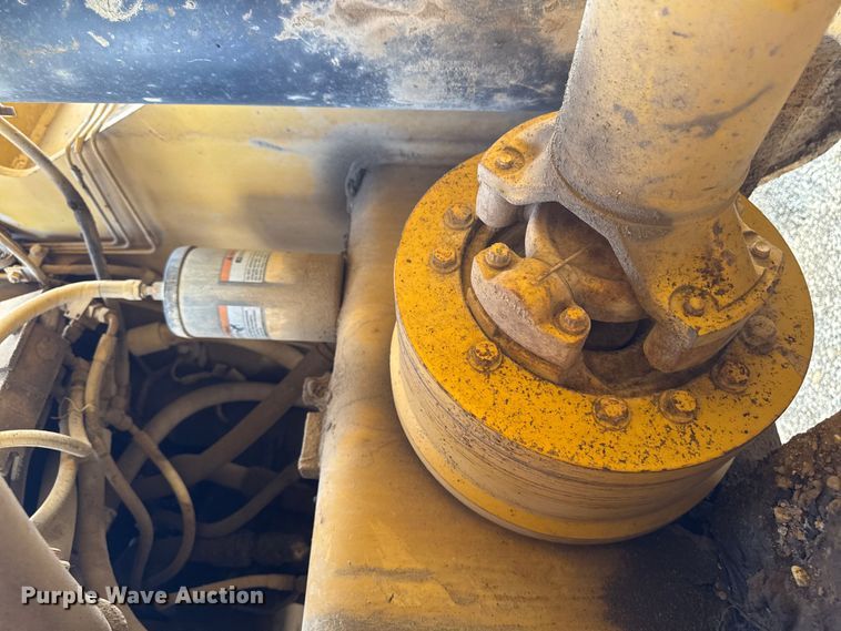 image for item ED1483 1997 Caterpillar 980G wheel loader