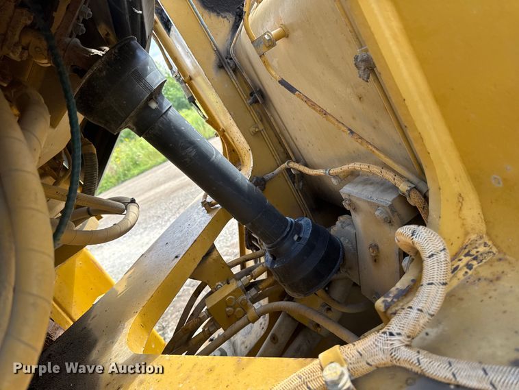 image for item ED1483 1997 Caterpillar 980G wheel loader