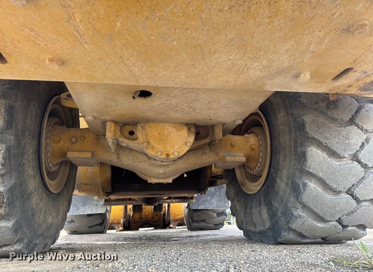 image for item ED1483 1997 Caterpillar 980G wheel loader