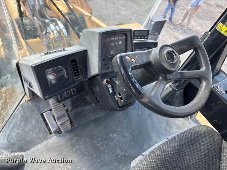 image for item ED1483 1997 Caterpillar 980G wheel loader