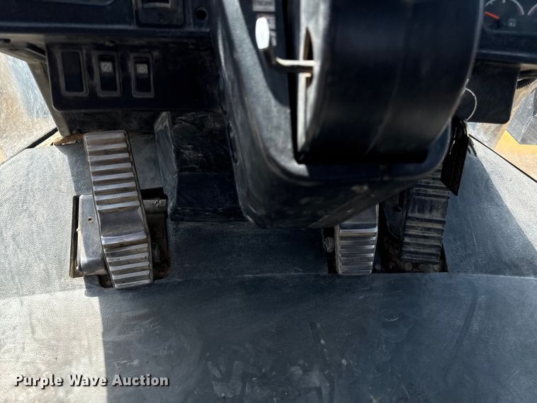 image for item ED1483 1997 Caterpillar 980G wheel loader