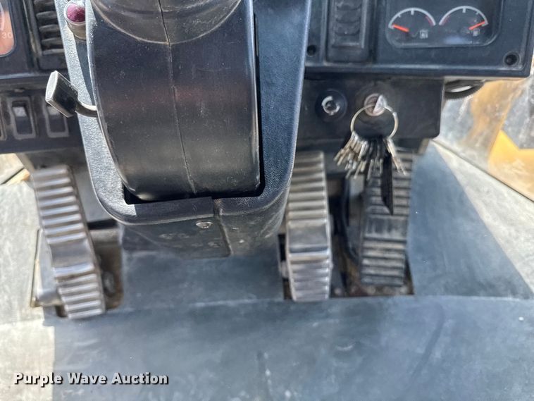 image for item ED1483 1997 Caterpillar 980G wheel loader