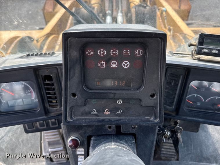 image for item ED1483 1997 Caterpillar 980G wheel loader