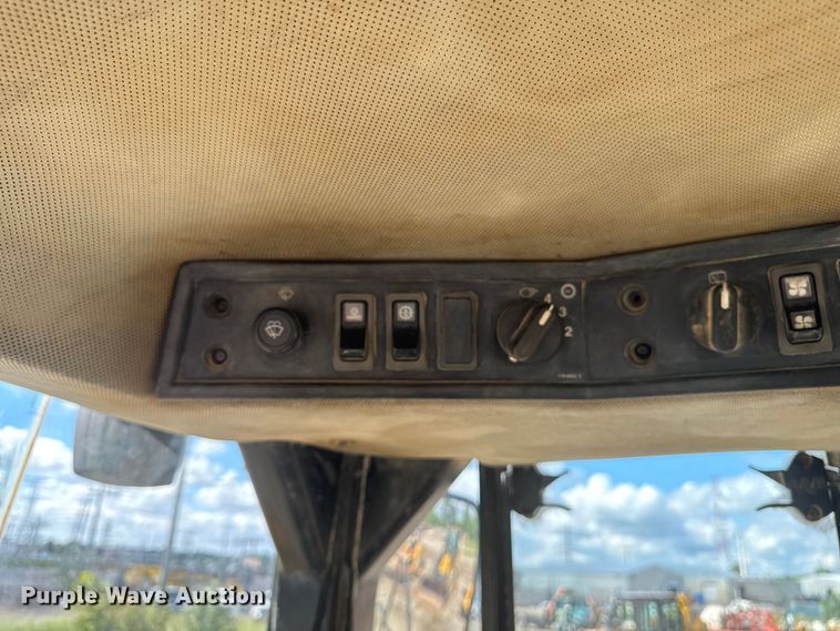 image for item ED1483 1997 Caterpillar 980G wheel loader