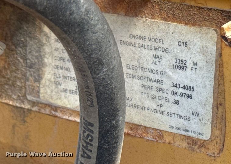 image for item ED1483 1997 Caterpillar 980G wheel loader