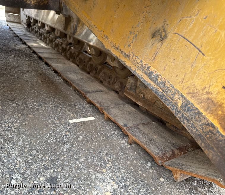 image for item ED1484 2014 Caterpillar D6T LGP dozer