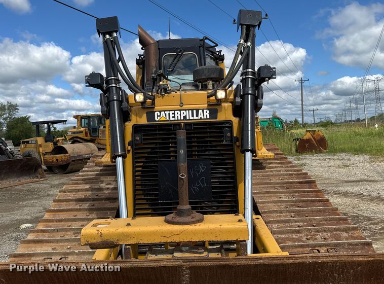 image for item ED1484 2014 Caterpillar D6T LGP dozer