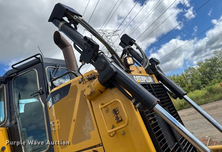 image for item ED1484 2014 Caterpillar D6T LGP dozer