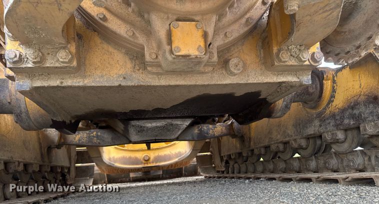 image for item ED1484 2014 Caterpillar D6T LGP dozer